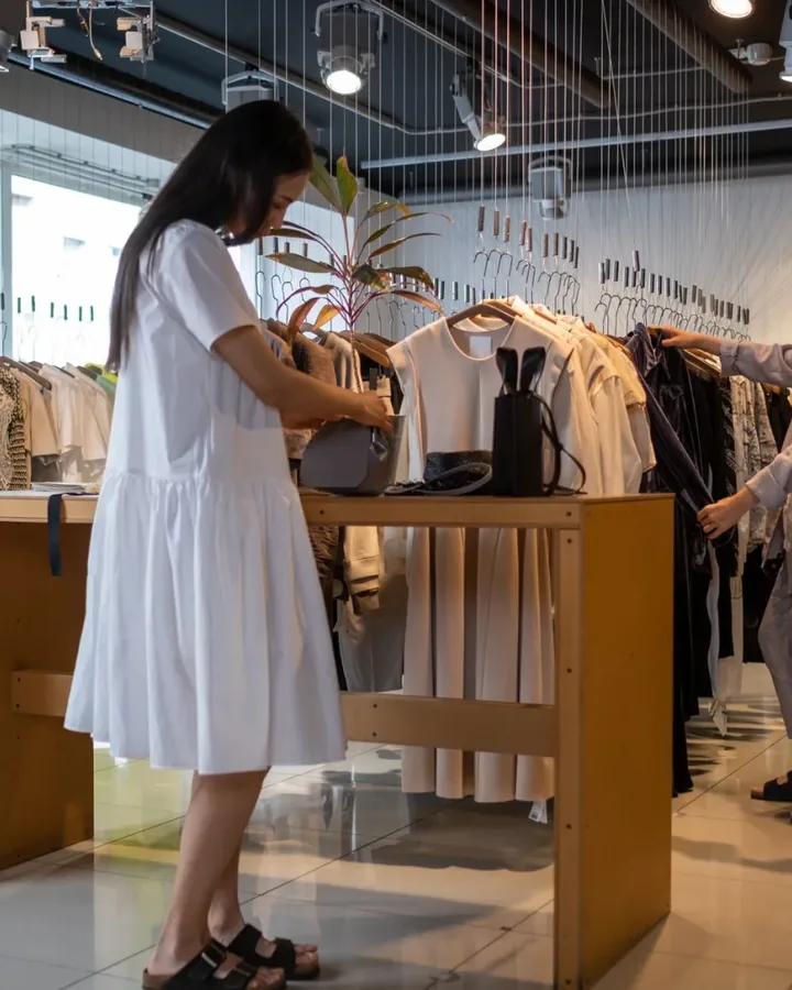 Không gian shop